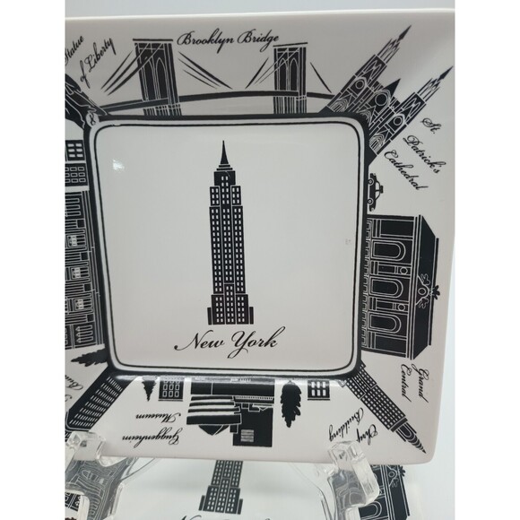 Set of 4 222 Fifth City Scenes Bread Appetizer Plates 5-3/8” New York Landmarks - Picture 4 of 8